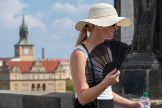 Peče se celá země, Babišova vláda ale mlčí a mlží. Přitom extrémy počasí jsou trvalými problémy Česka